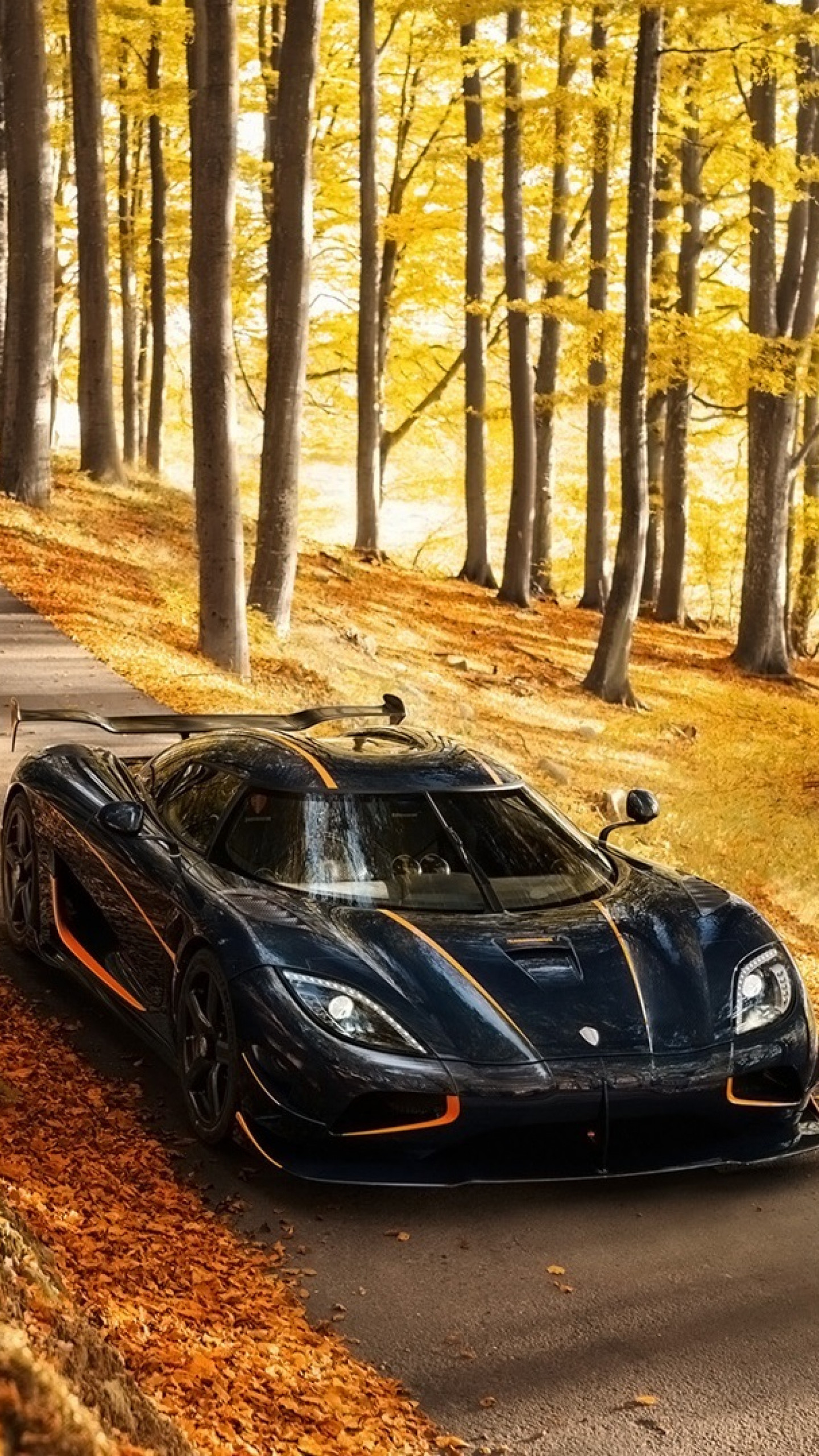 Телефон машина. Кенигсегг АГЕРА. Koenigsegg Agera RS. 2017 Koenigsegg Agera RS. Koenigsegg Agera RS 2020.