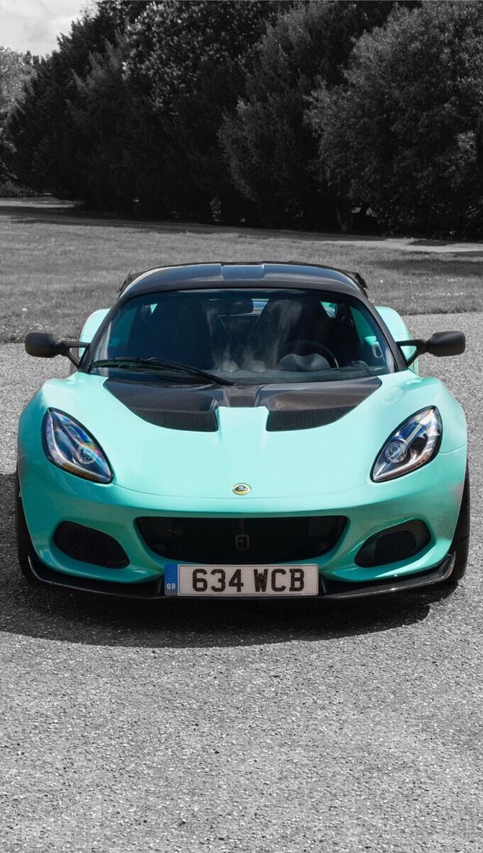 700x1237   Обои для телефона Lotus Elise Cup 250 .