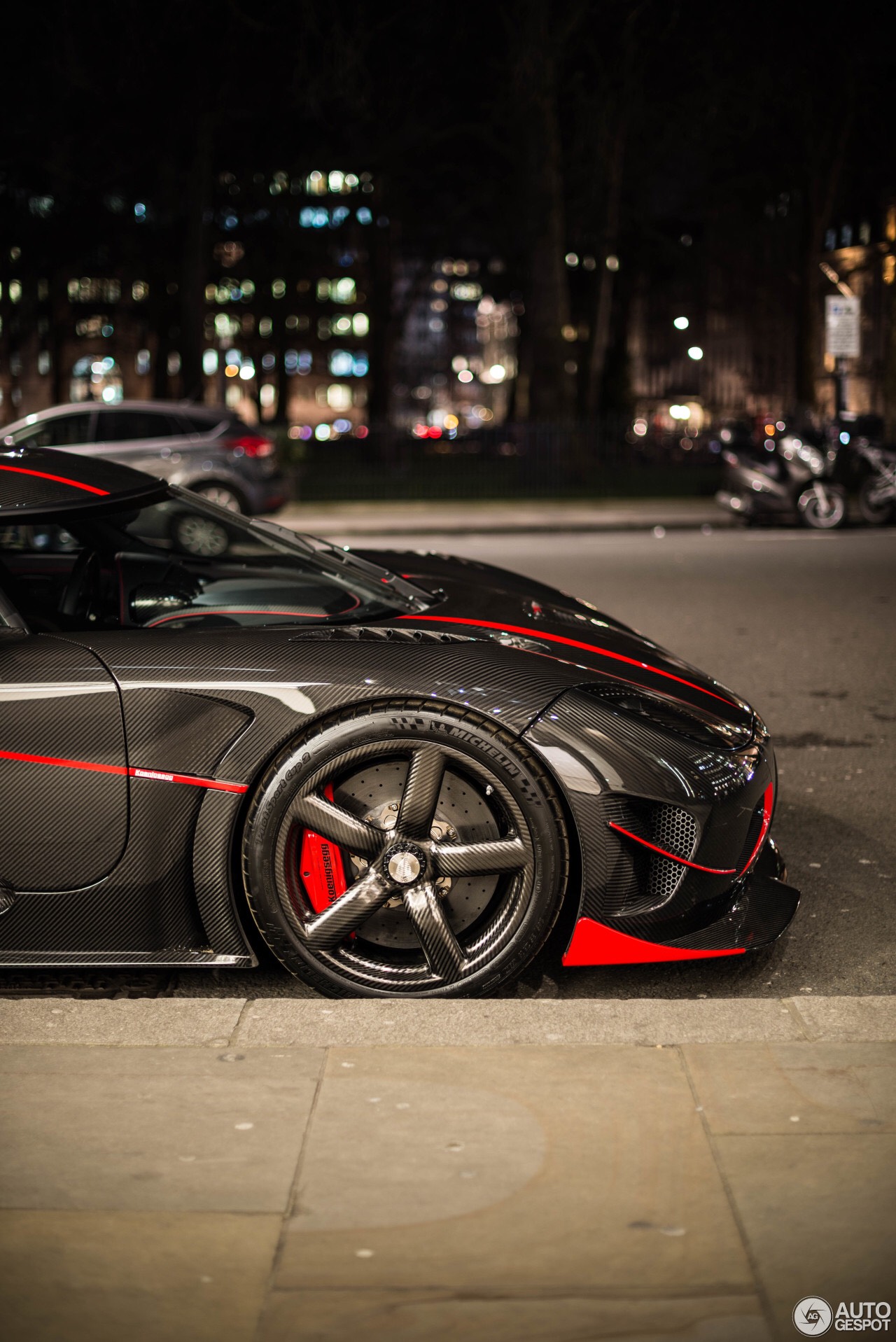 1280x1917  Koenigsegg Agera RS обои для телефона .