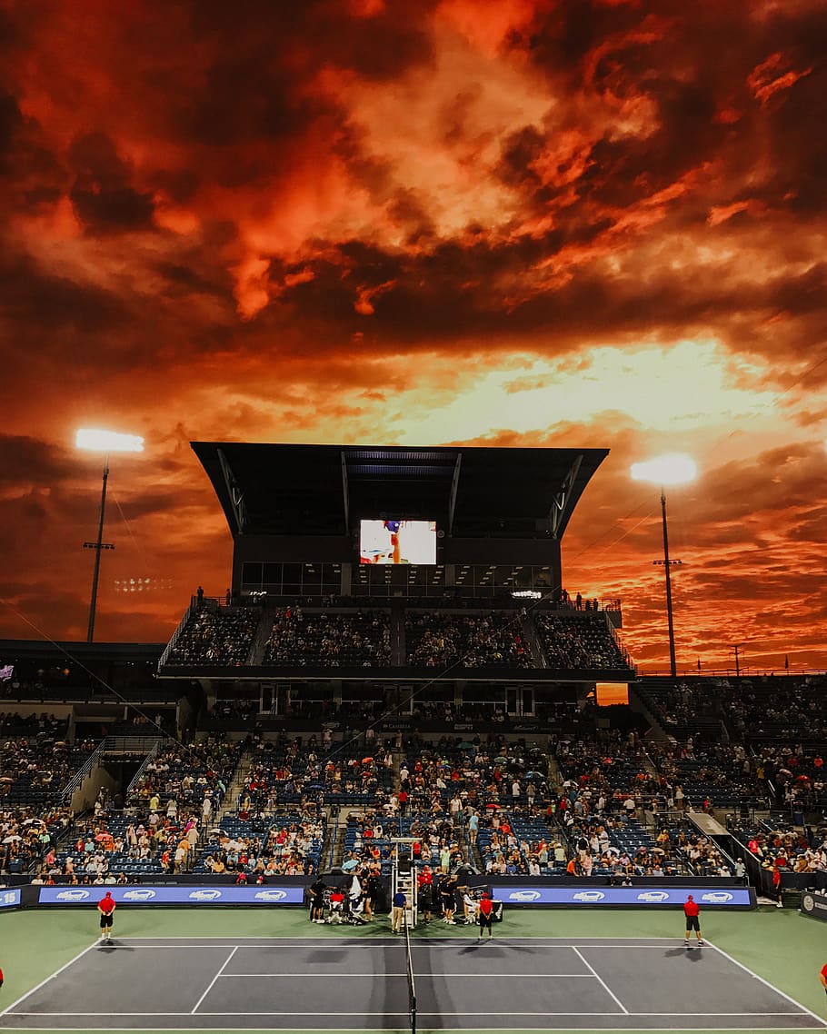910x1138  HD обои: теннисный спортивный стадион, вид на закат, игра в обои для iphone | Обои Швейцарский маэстро тенниса Flare