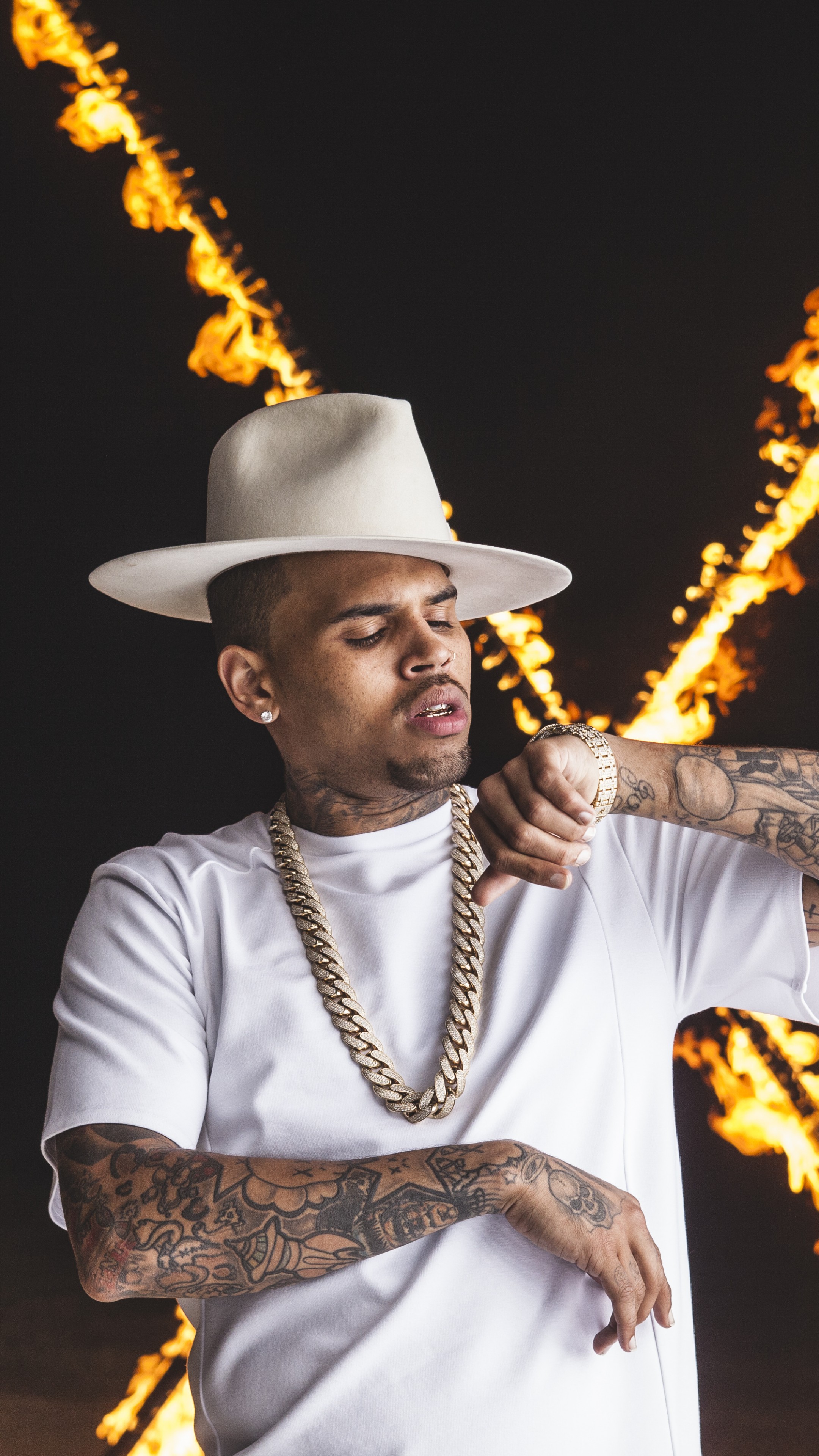 2160x3840  Chris Brown 2019 Wallpapers - Лучшие бесплатные фоны Chris Brown 2019 - WallpaperAccess