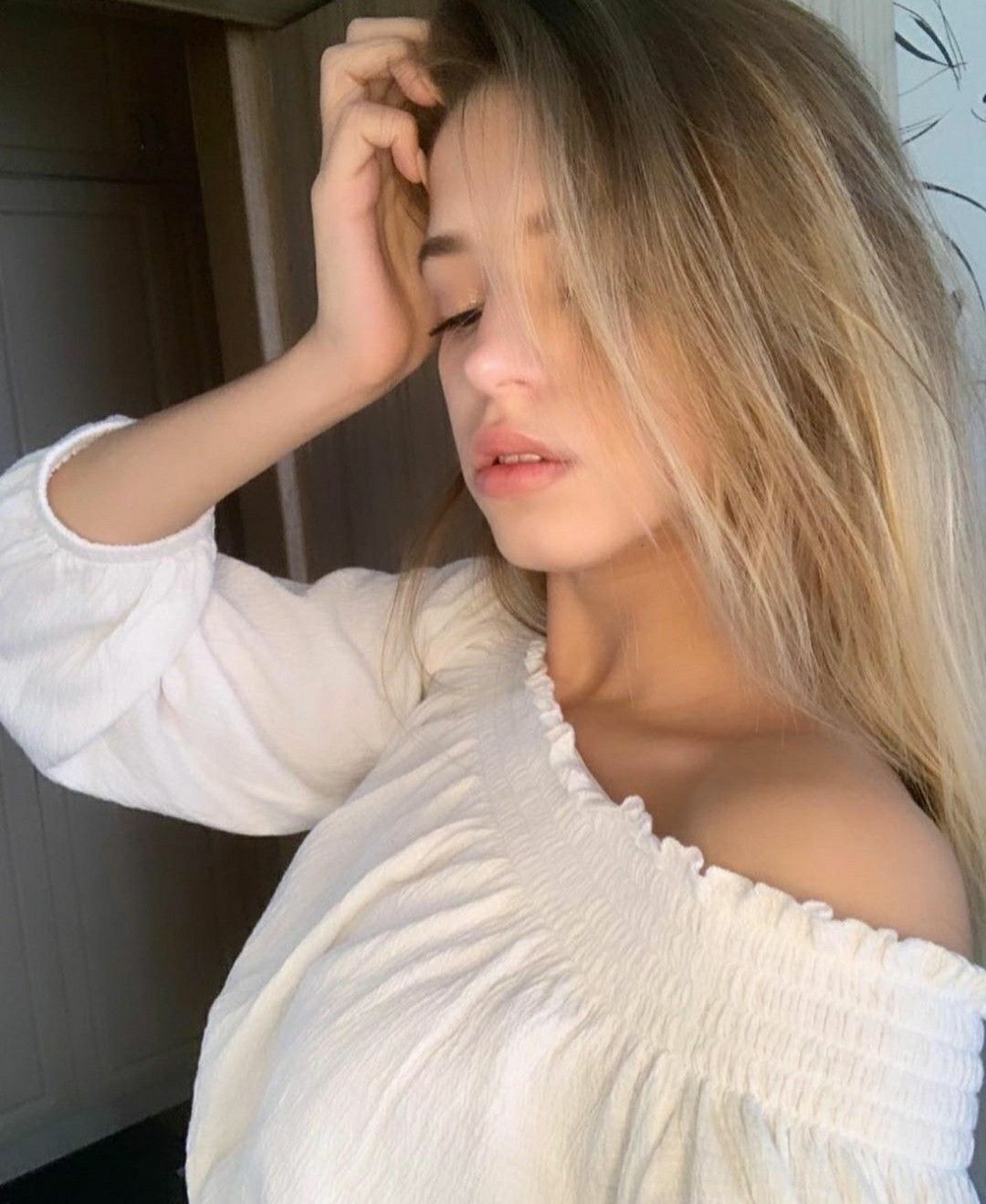 1080x1319  Самые красивые иранские звезды: 10 восточных красавиц о которых ты не знала