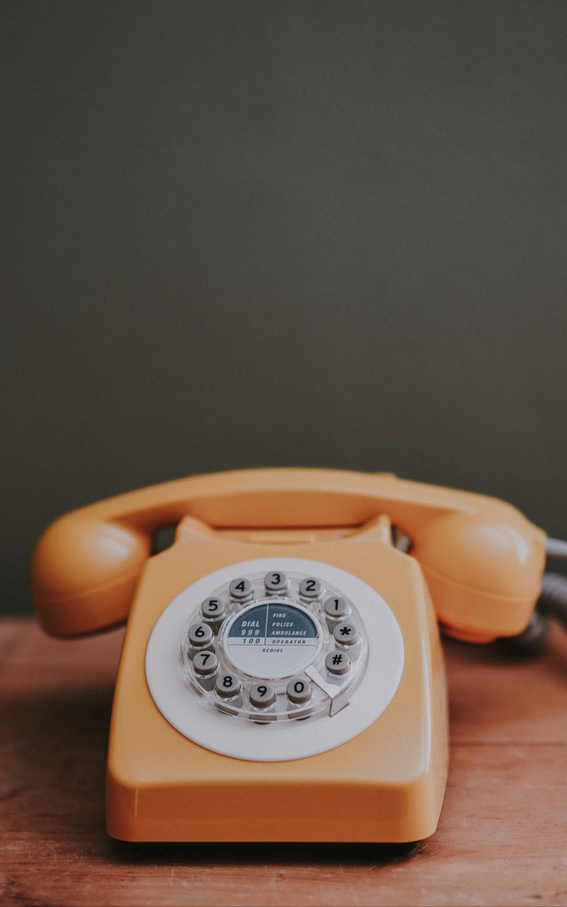 800x1280   Скачать обои 800x1280 телефон стационарный телефонный аппарат samsung galaxy note gt-n7000 meizu mx2 hd background