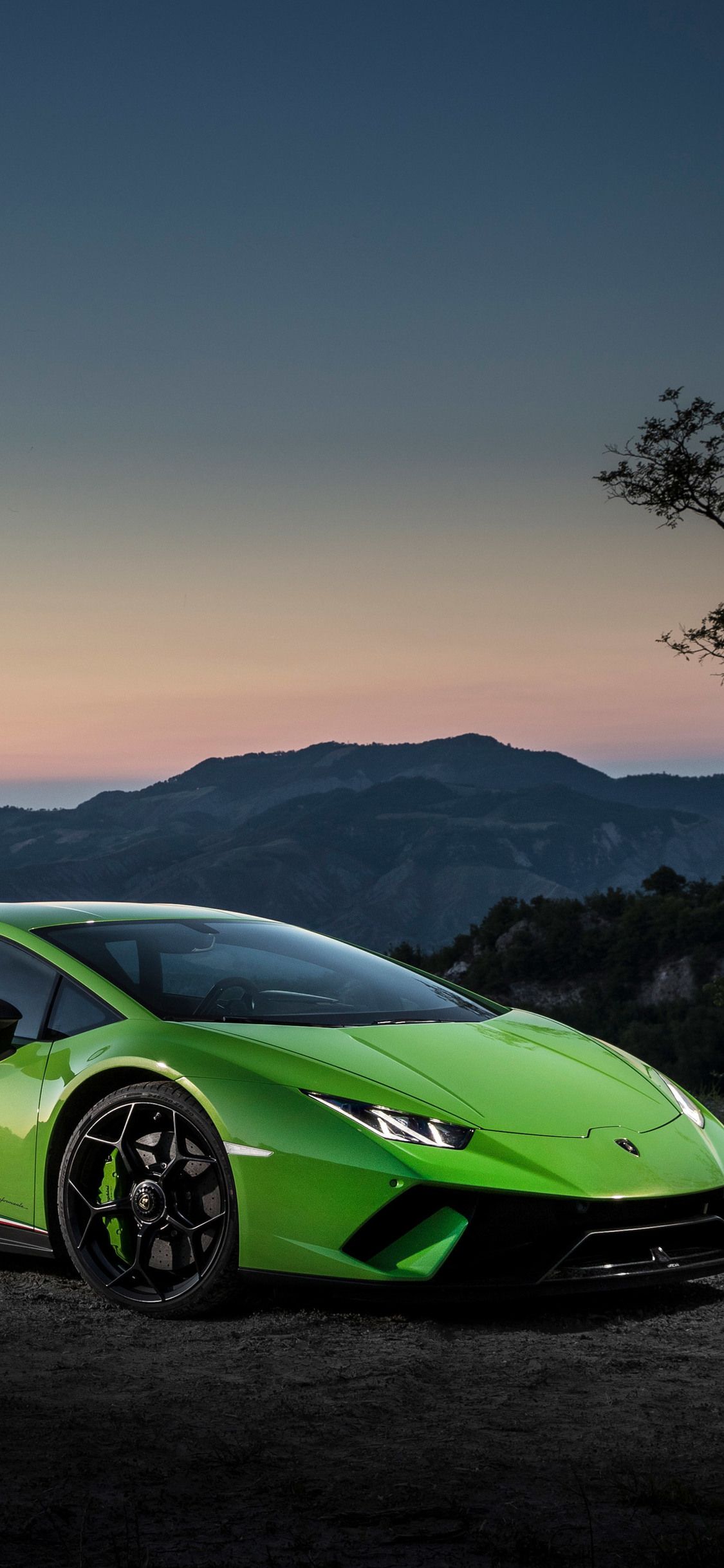1125x2436   Green Lamborghini iPhone Wallpapers - Лучшие бесплатные зеленые фоны для iPhone Lamborghini - WallpaperAccess