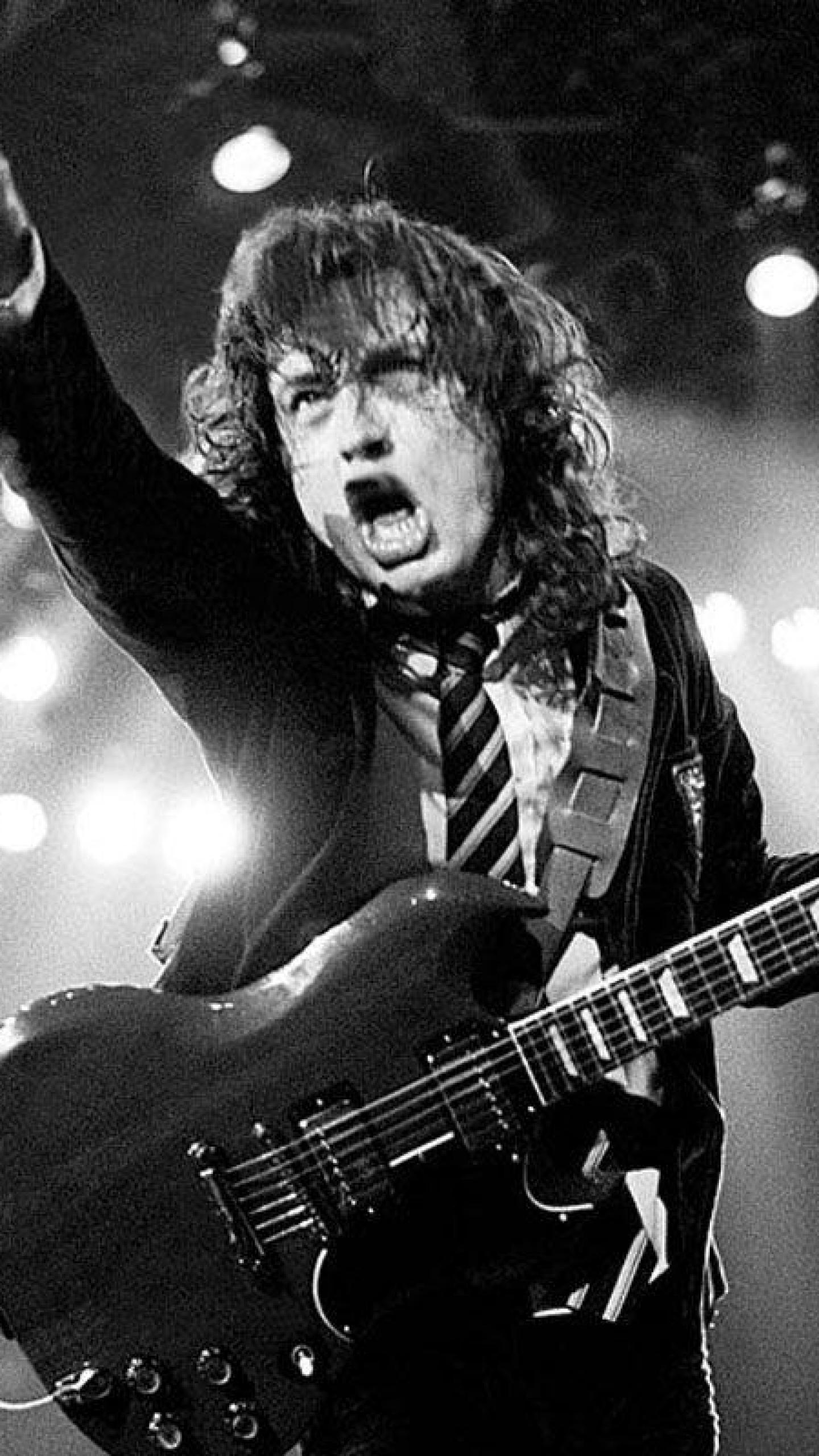 1440x2560  Ac Dc Wallpaper Iphone - Angus Young Wallpaper 4k - 1440x2560 - Загрузить HD обои - WallpaperTip 