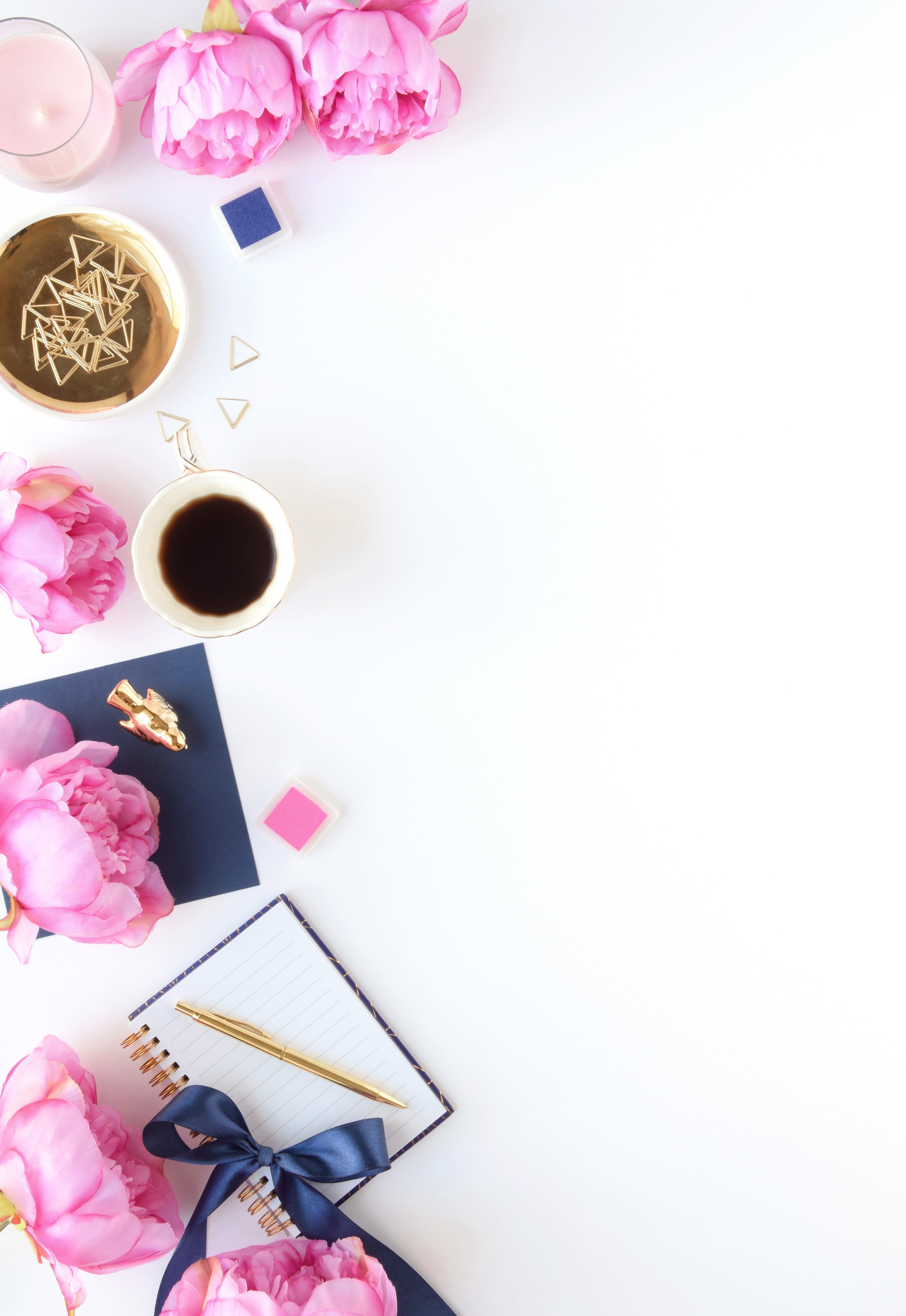 3200x4646  Styled stock photo by flowerettelv @creativemarket #styled #stock #photo #feminine # стол # рабочее место # квартира… | Iphone wallpaper Iphone background Wall paper phone