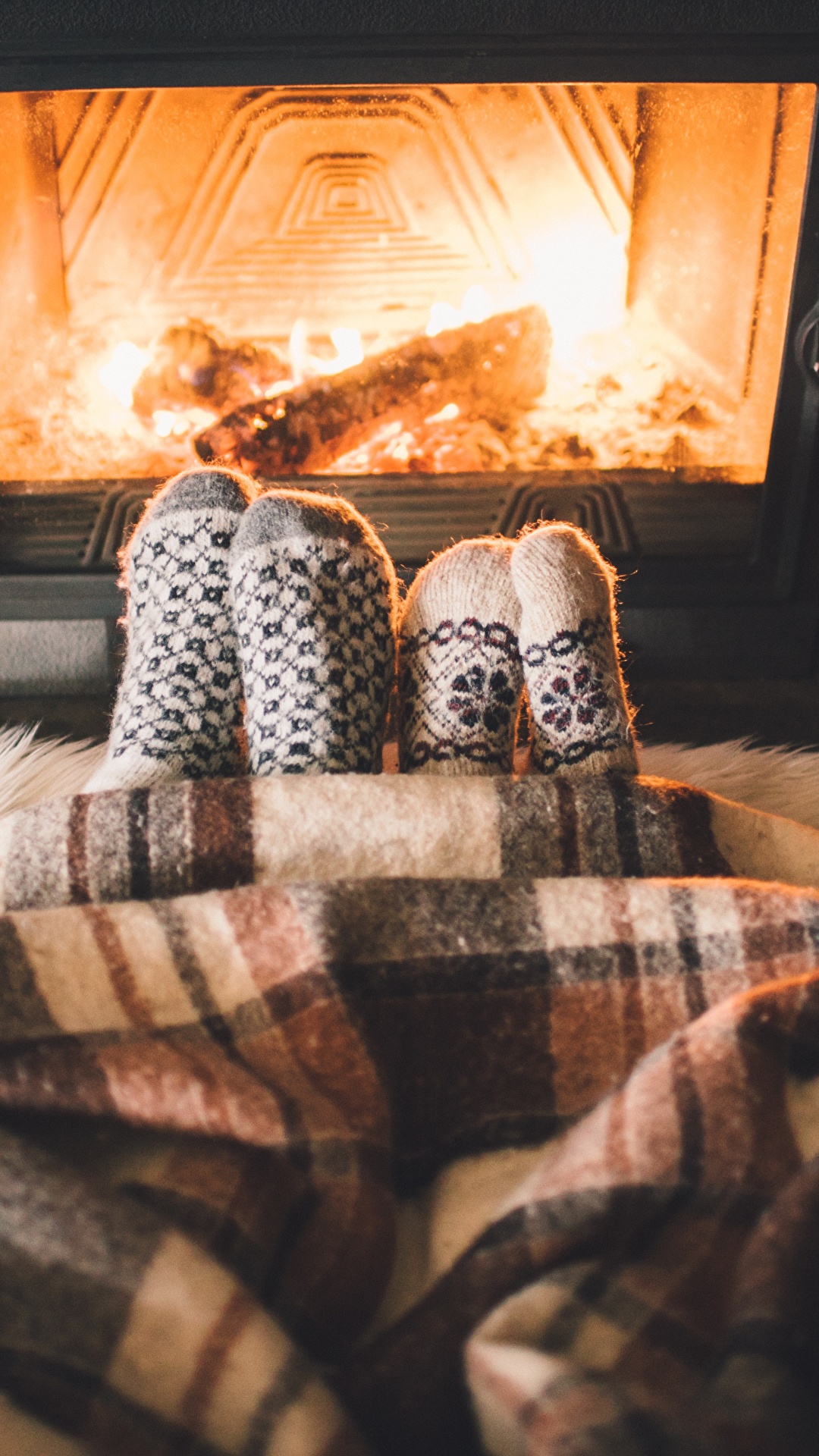 1080x1920  Images Socks Legs Fireplace 1080x1920