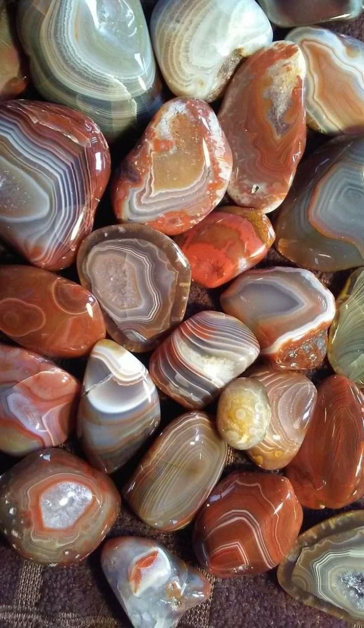 717x1236  Pin от Qualite Luxe на обои для телефона | Каменные обои Кристаллы Минеральный камень 