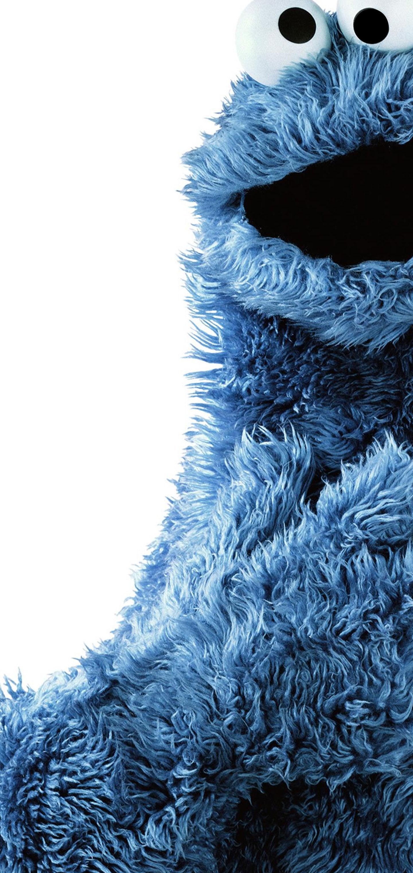 1440x3040  Cookie Monster is Hungry Galaxy S10 Hole-Punch Wallpaper