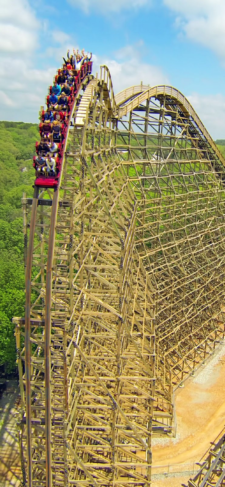 742x1600  Your Awesome Outlaw Run Mobile Wallpaper здесь! - AmusementInsider | The Front Page of Theme Parks