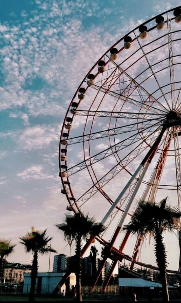 750x1252  Amusement Park Обои, размещенные Джоном Симпсоном