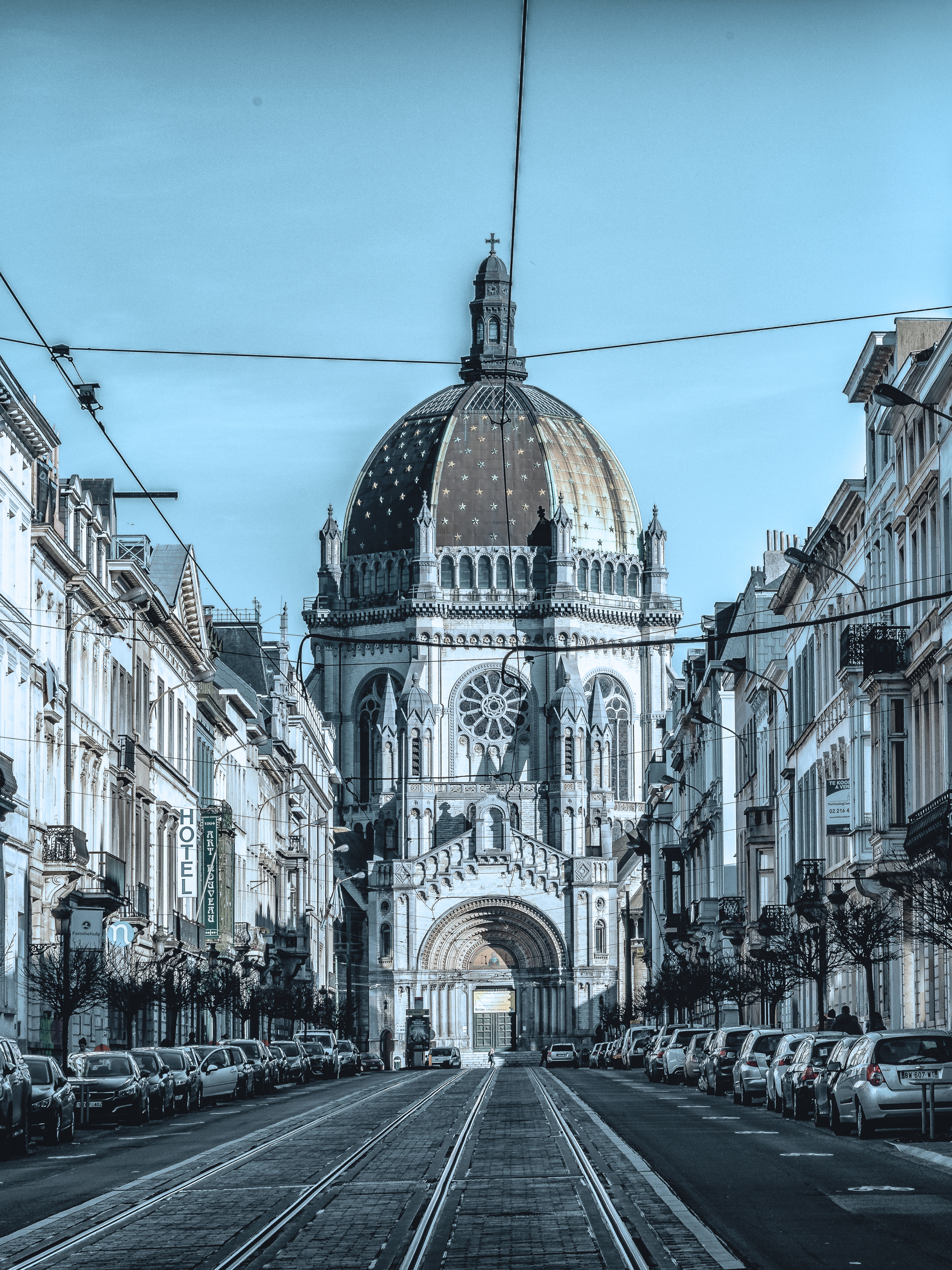 2025x2700   Изображение Церковь Бельгия Брюссель Дороги Улица Храмы Города 2025x2700