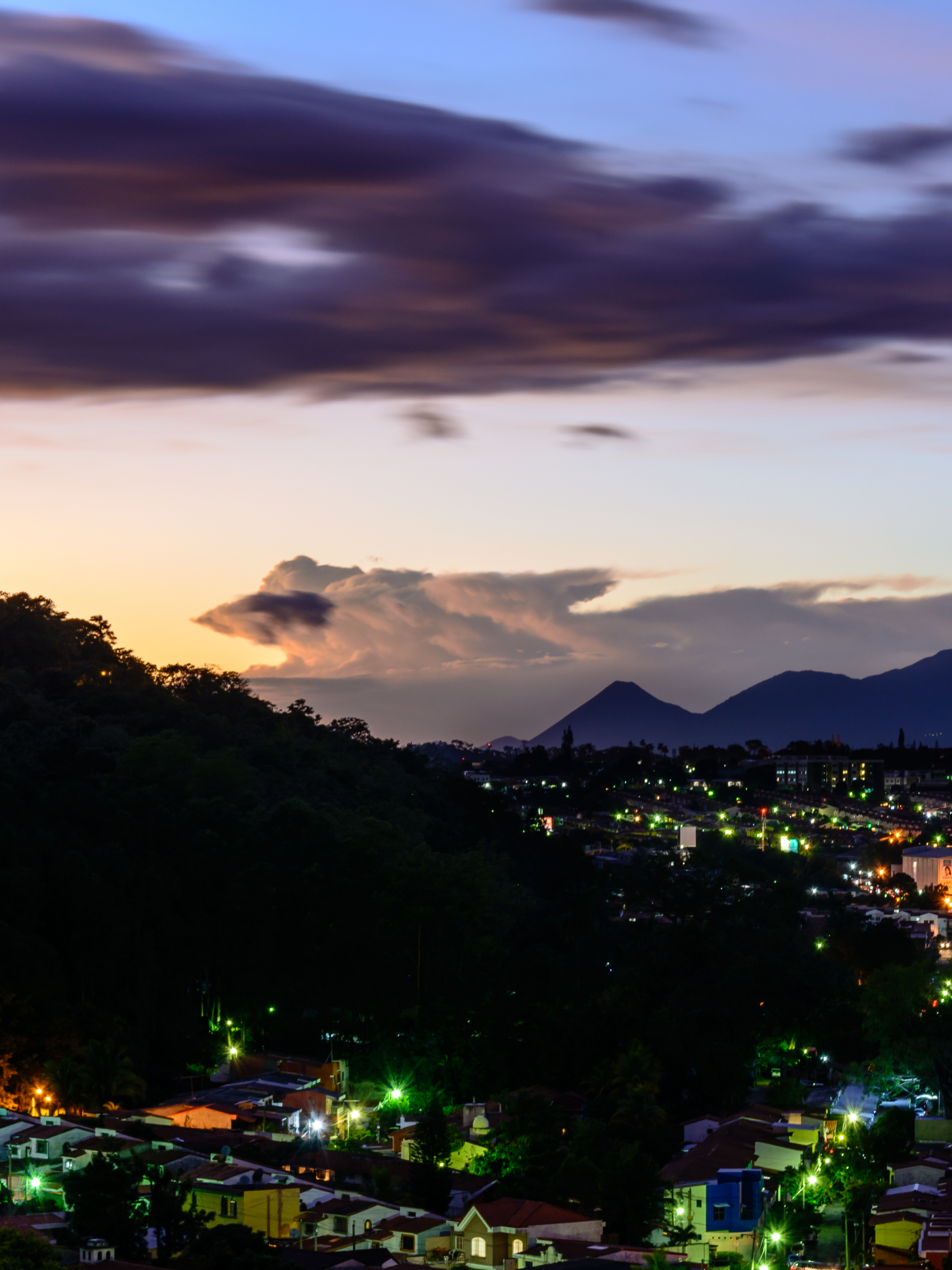 2048x2732   Бесплатно скачать HD обои Города Сальвадора Фоны [6000x4000] для рабочего стола Мобильный \ u0026 планшет | Исследуйте 43+ фонов макетов обоев Сальвадора | Обои флаг Сальвадора Бандера де Сальвадор 