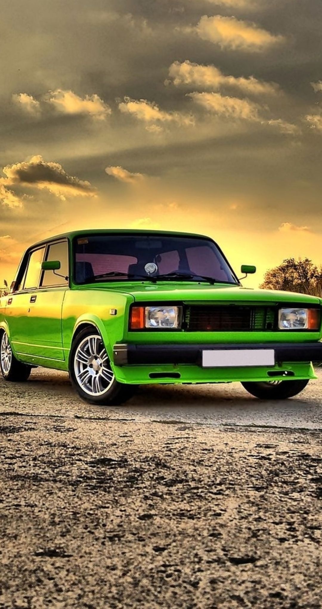 1080x2040  "LADA VAZ 2103 BLACK BROWN #cars #pinterest #brown #low #life #style  #instagood | Классические автомобили