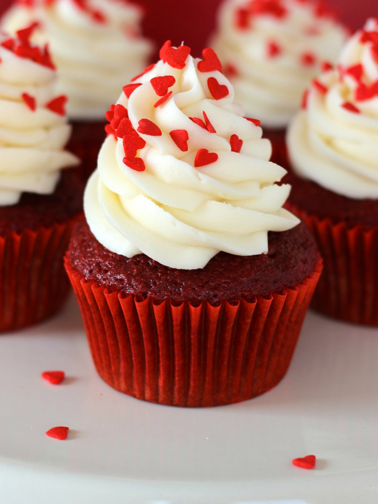 768x1024 Скачать бесплатно Red Cupcakes htc one wallpaper Лучшие обои для htc oneОбои для рабочего стола HTC [1080x1920] для рабочего стола Мобильный планшет | Изучите 45+ обоев с кексами для телефонов | Бесплатные обои для мобильного телефона