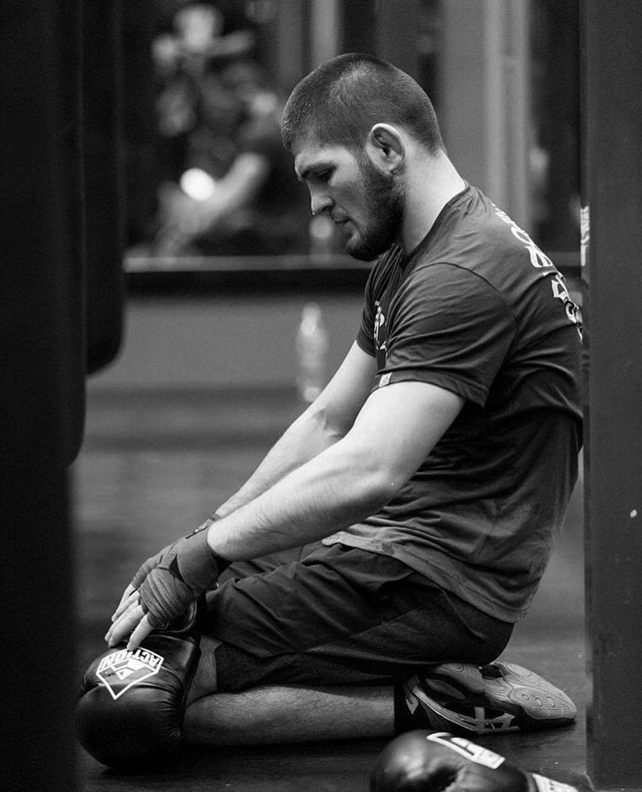 926x1143  Khabib Nurmagomedov 3D модель iPhone X Wallpapers Free Download