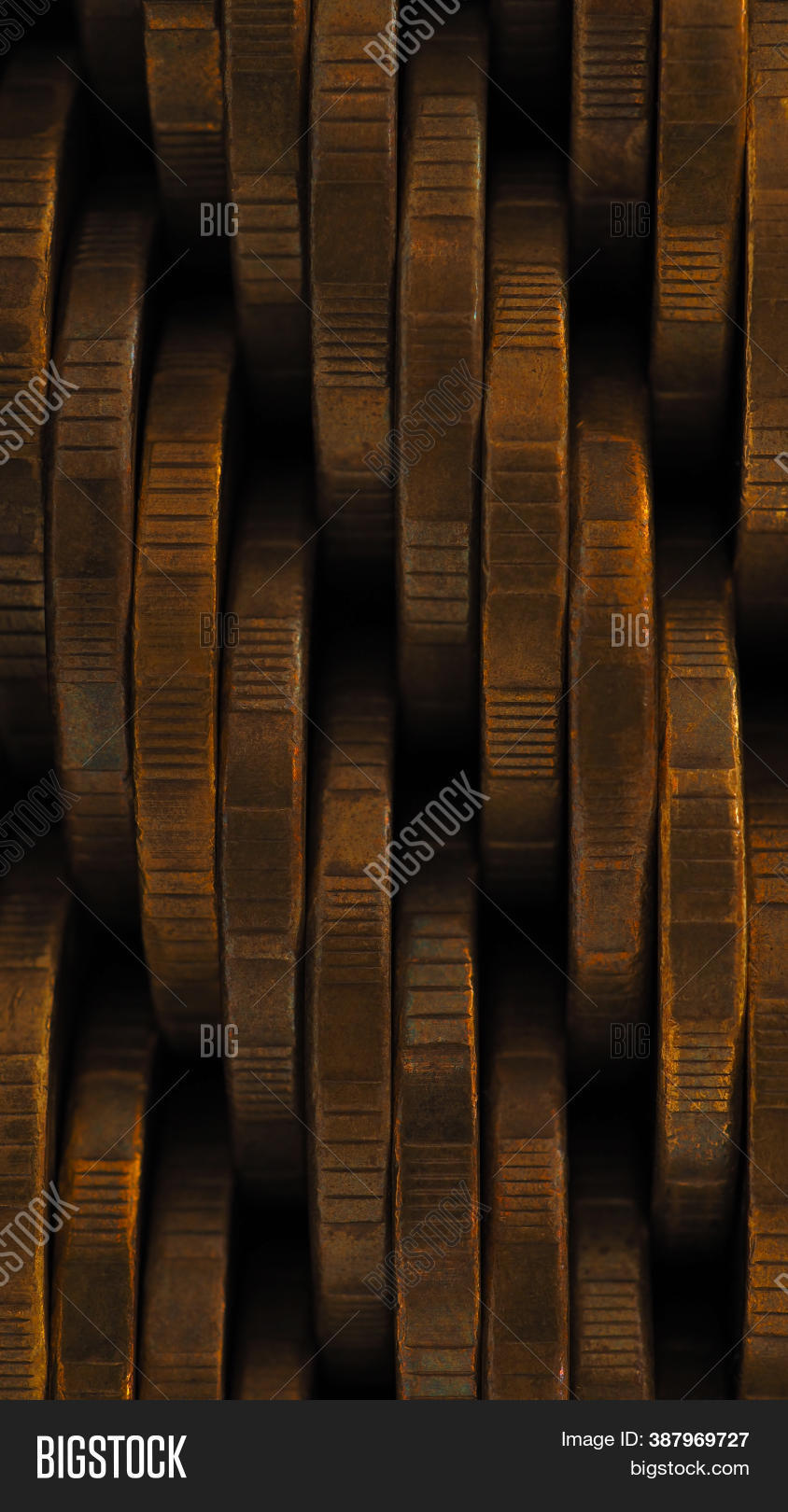 844x1620  blue Желтый телефон изображения \ U0026 Фото (бесплатная пробная версия) | Bigstock