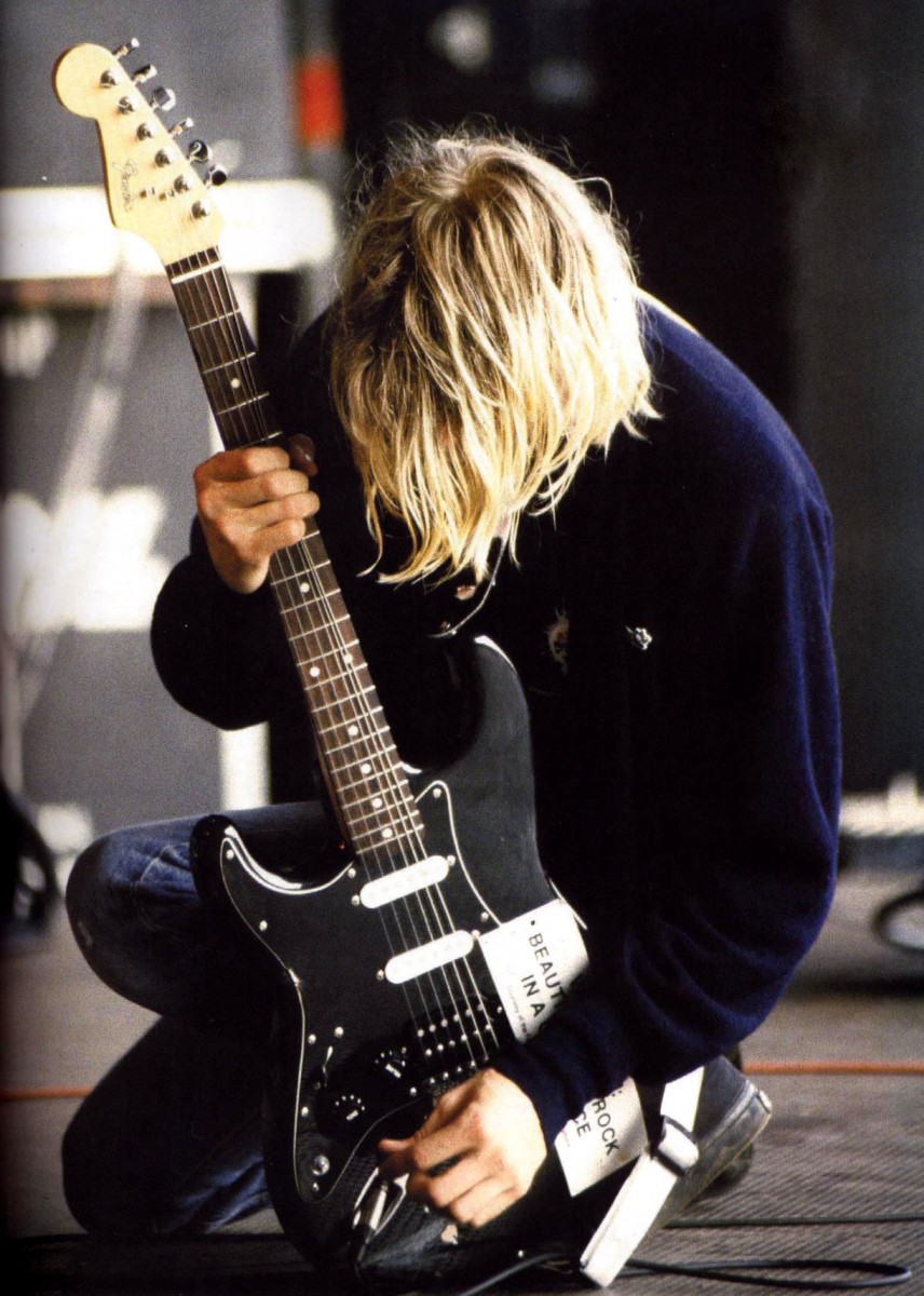 856x1200  kurt Cobain Фото 17 из 83 фото, обои - Photo # 179053 - ThePlace2