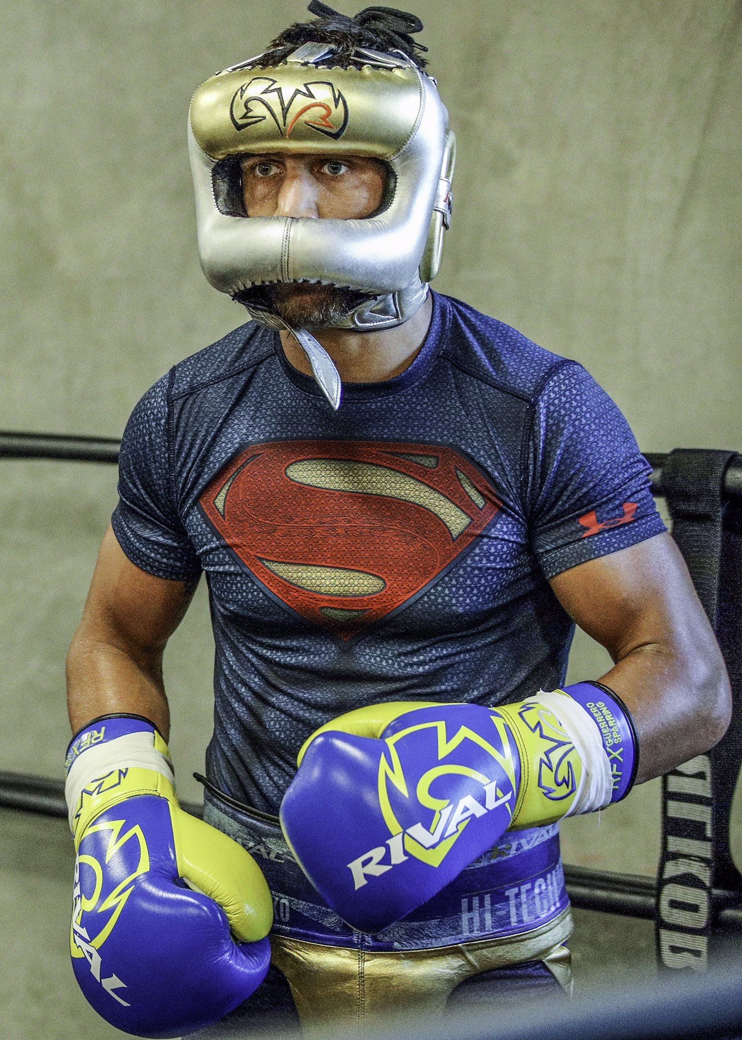 1462x2048  vasyl lomachenko Высокое разрешение stock photography и изображения - Alamy