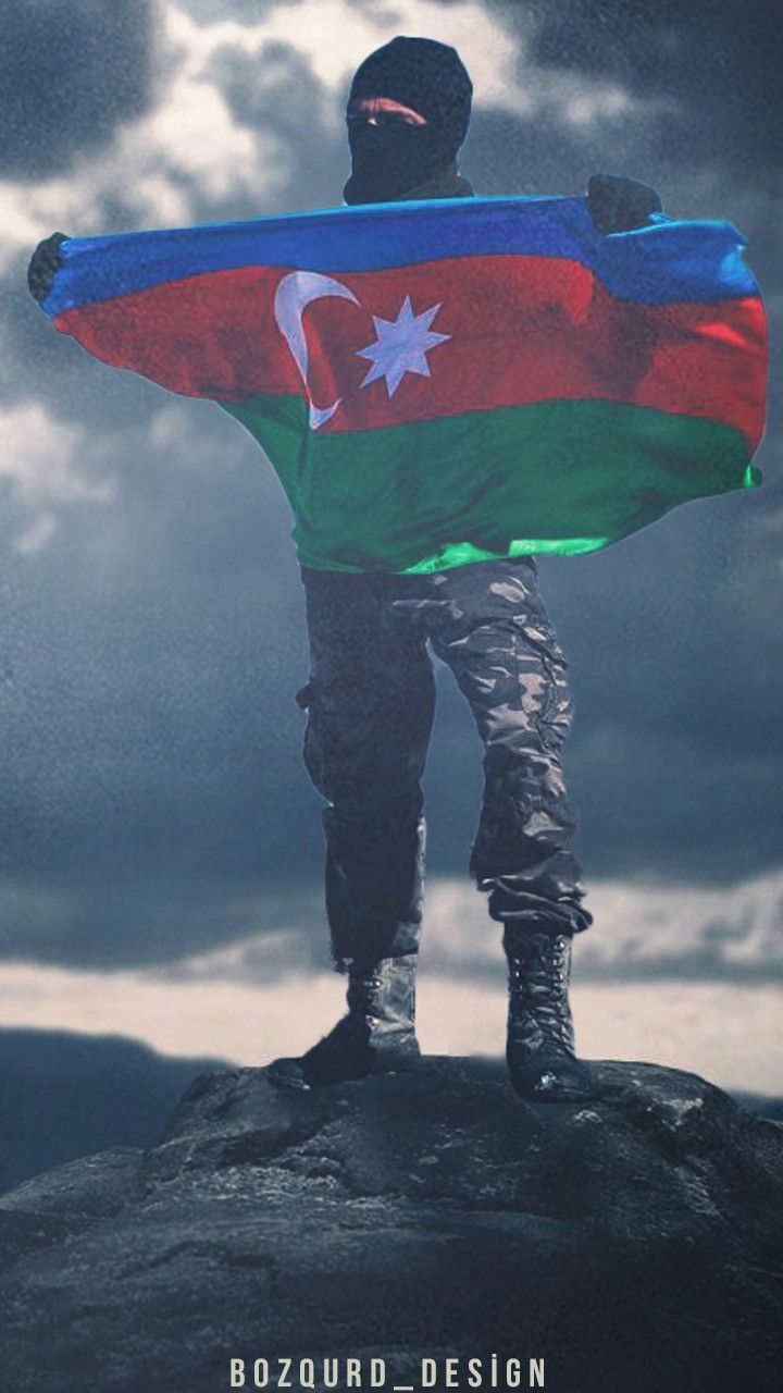 Спецназ Азербайджана с флагом Азербайджана