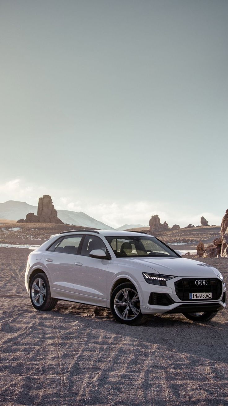 736x1308   Audi Q8 | Компактный внедорожник, белый внедорожник, Audi
