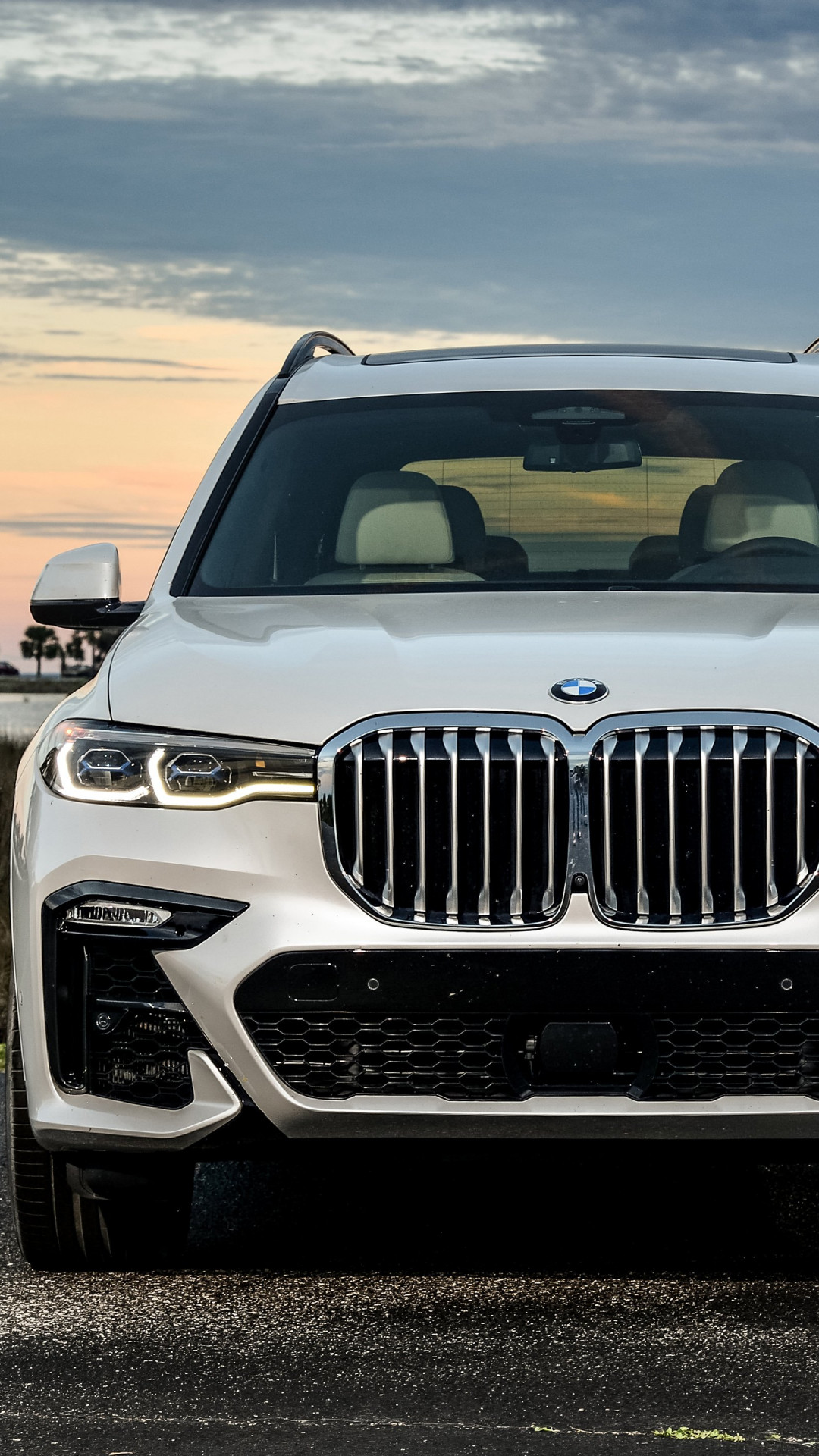 Bmw x7 обои на телефон