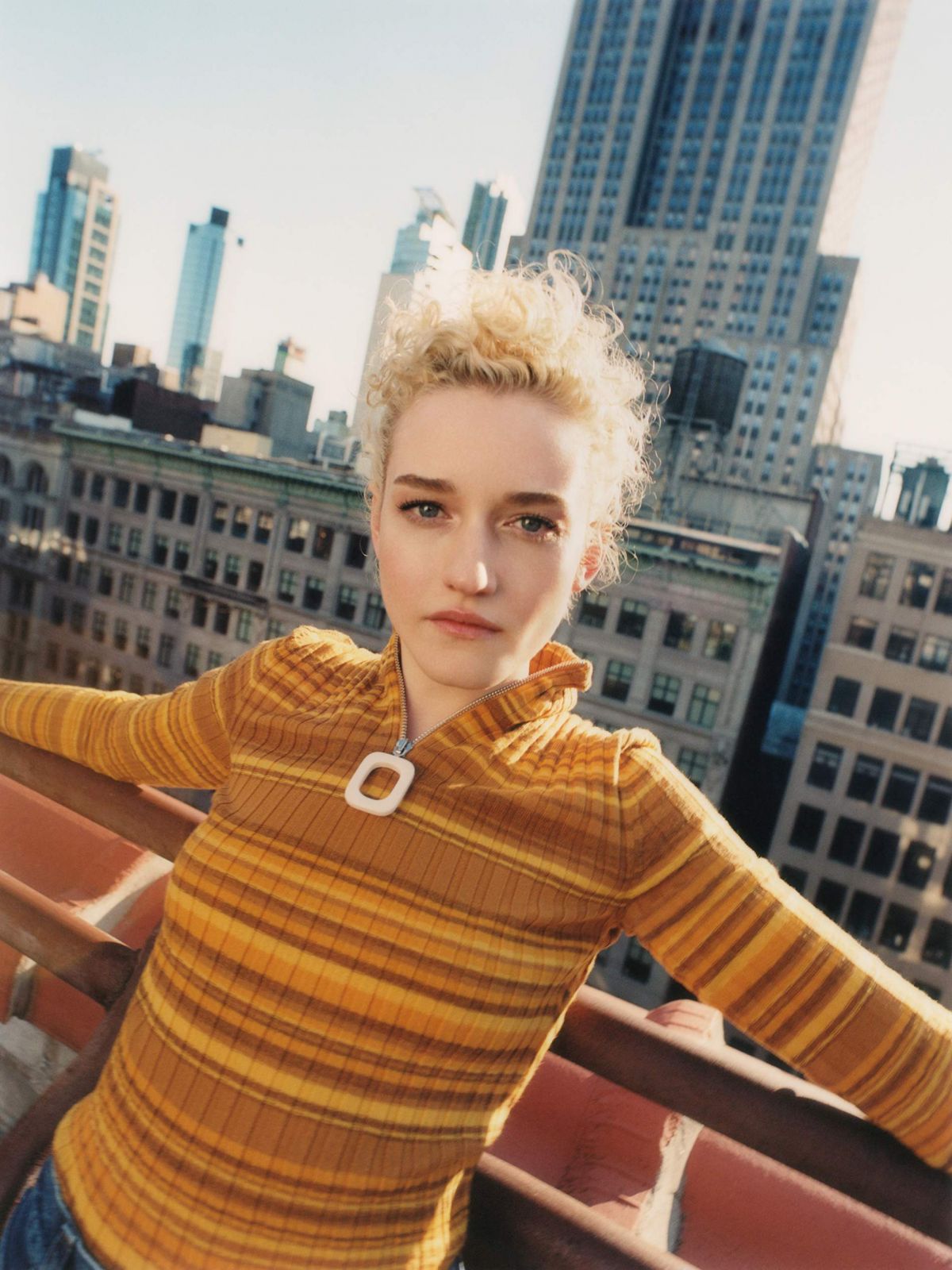 1200x1600   750x1334 Maniac 2018 TV Show Emma Coney Julia Garner 5k iPhone 6, iPhone 6s, iPhone 7 HD 4K обои, изображения, фоны, фотографии и фотографии 
