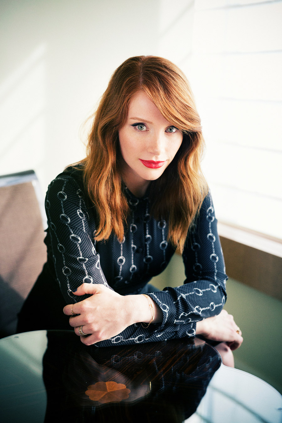 900x1350  Wallpaper: Брайс Даллас Говард, актриса, Redhead 900x1350 - Dominomd - 1188052 - HD обои - Wallherher