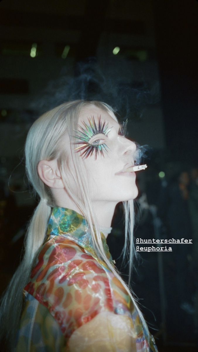 676x1200  pin благодаря вам следующий Бог на охотниках Шейфер | Euphoria, портрет, фотосетка 