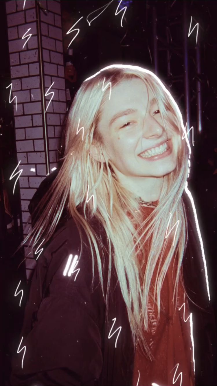 750x1334   Saceré Autre - Hunter Schafer