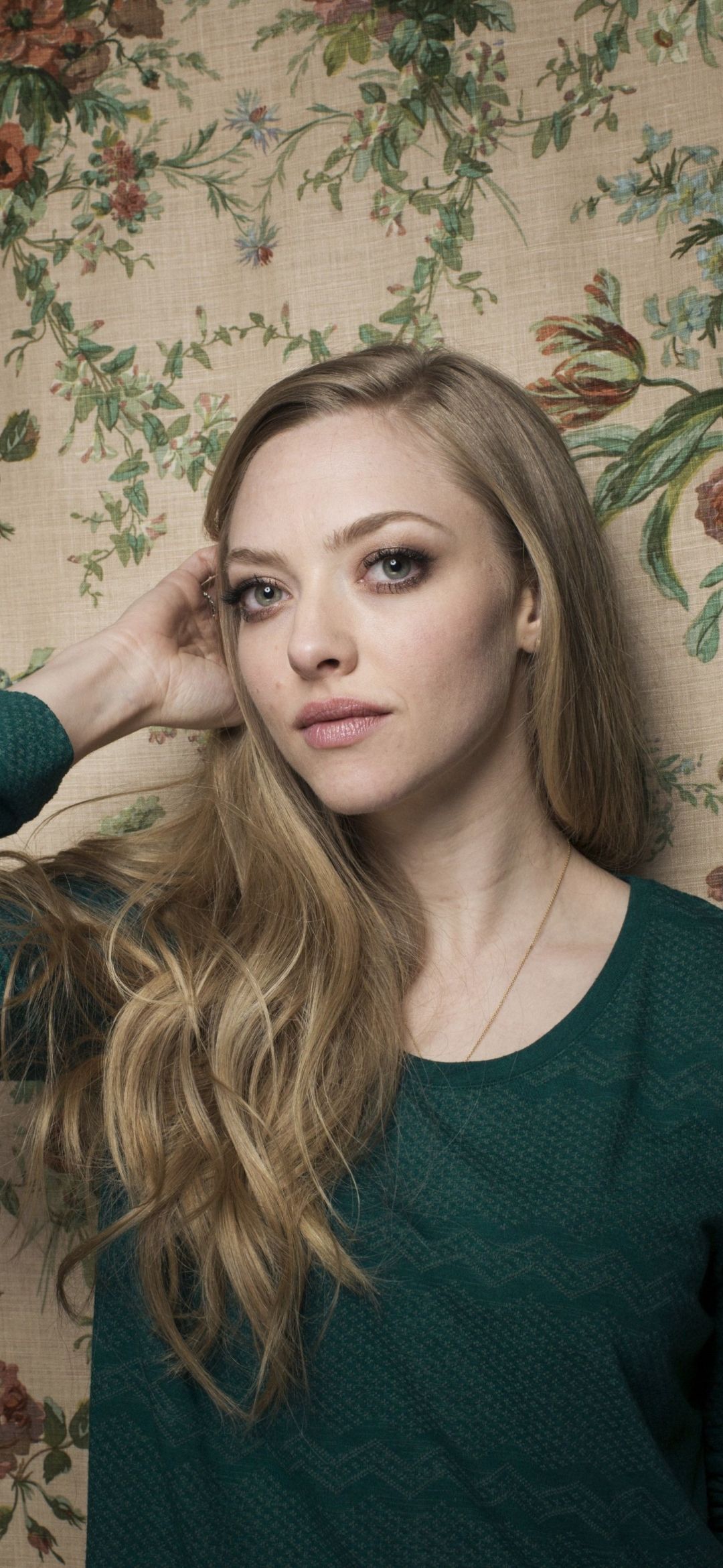 Amanda Seyfried на мобильном телефоне | Мобильные обои, Аманда Seyfried, Amanda