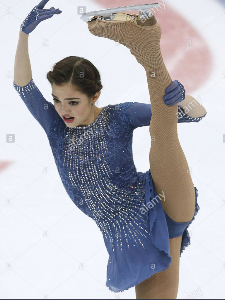 evgenia Armanovna Meddedeva エフゲニア · メドベージェワ ⛸ | Платья фигурного катания, конькобежные платья, назнательные фигурные платья 