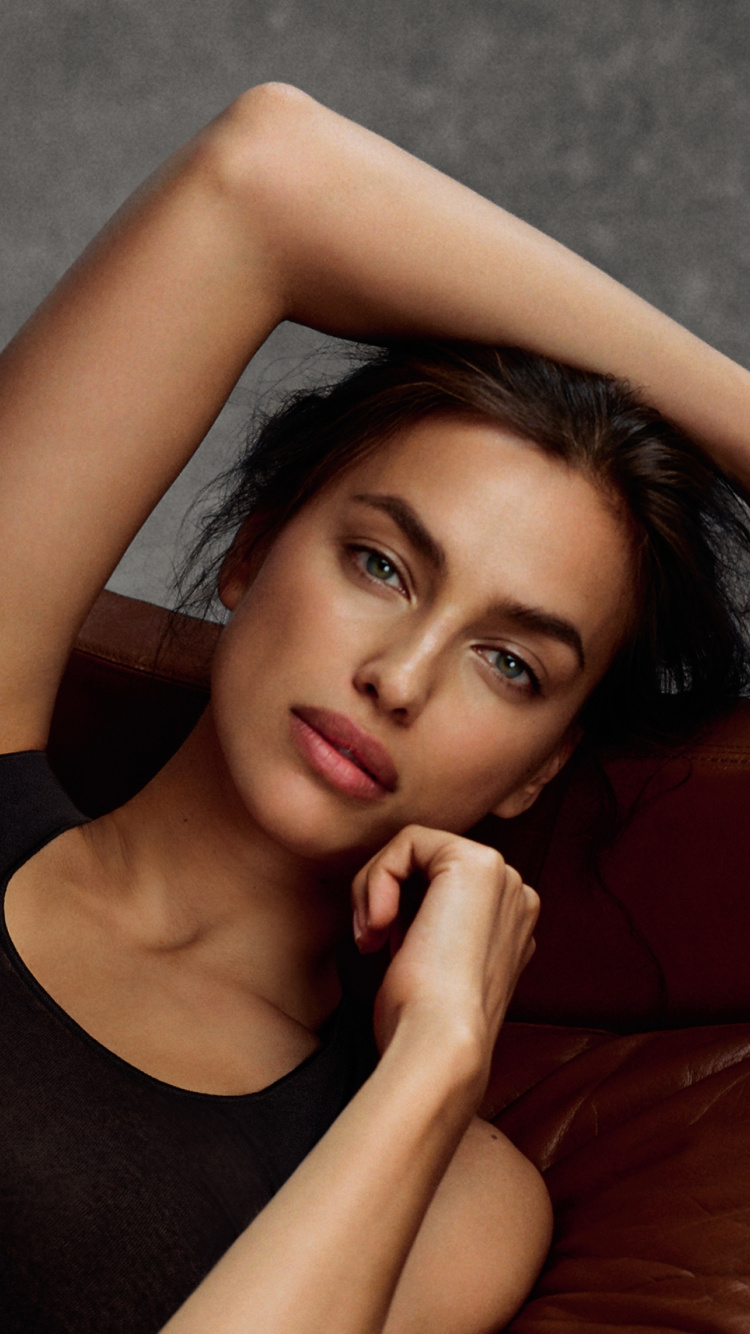 750x1334   Остановить Ирина Шайк, Русская модель, Горячие обои, 1080x1920, Samsung Galaxy S4, S5, Примечание, Sony Xperia Z, Z1, Z2, Z3, HTC One, Lenovo Vibe, Google Pixel 2, OnePlus 5, честь 9, Xiaomi Redmi
