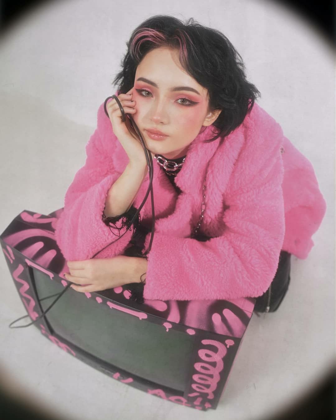 1080x1350   Иди на тему «каррамбейби» (72) | прически, знаменитости, ким юна 