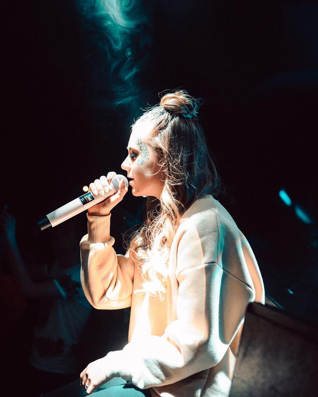 1080x1350   на избражены Может находиться: Один или не незналько Прически, Иди для Волос, Виды Макияжа 