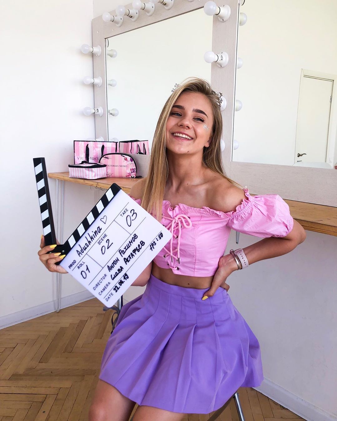 1080x1350   1.4 млн подписчиков, 809 подписок, 1,393 Публеканий - посмотрите в Instagram Фото и видео катя Адушкина (@katusha_adushkina) | Ulzzang девушка, знаменитости, модель