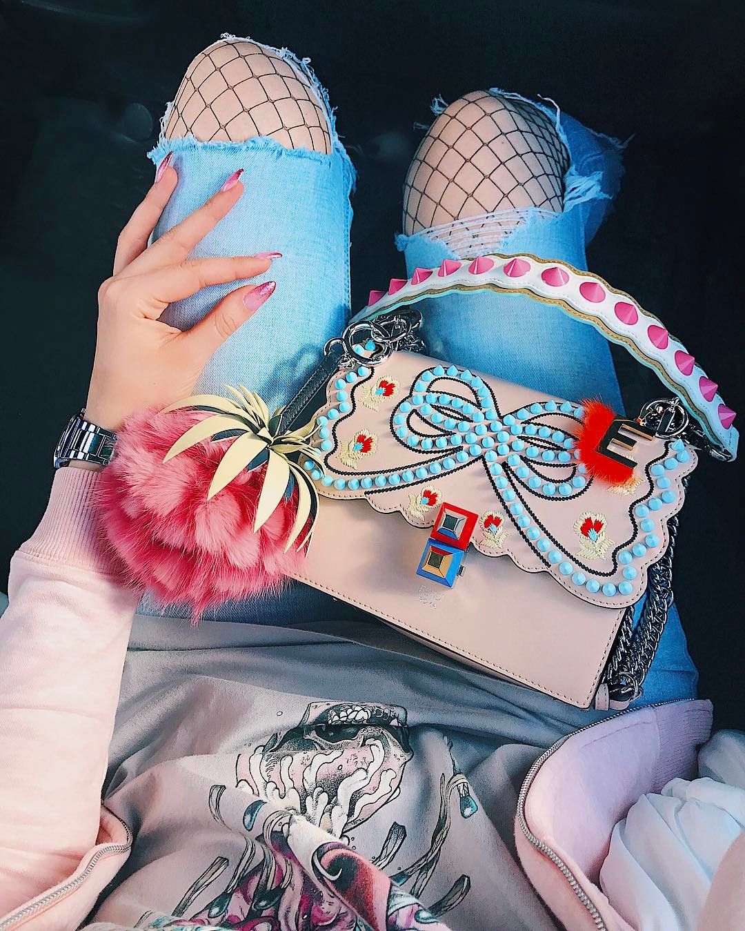 1080x1349   347.3k Likes, 155.3k Комментарии - Kate Clapp (@kateClapp) в Instagram: "Моя Любовь к Минералам Бесконечна! Украшения с аквамарином и агатом о ... | Мода, BFF, Kate