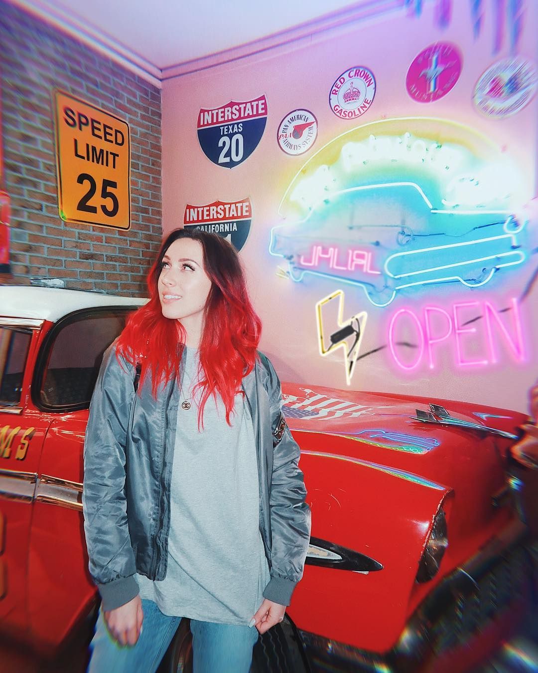 1080x1349   Обожаю пасхалки! Просто Весь Фильм \ "Первому игрок приготовся \" Верещала! ?? Не Буду Споилериться, все сами сможете увидеть в к ... Знаменитости, Кинотеатр, Буден 