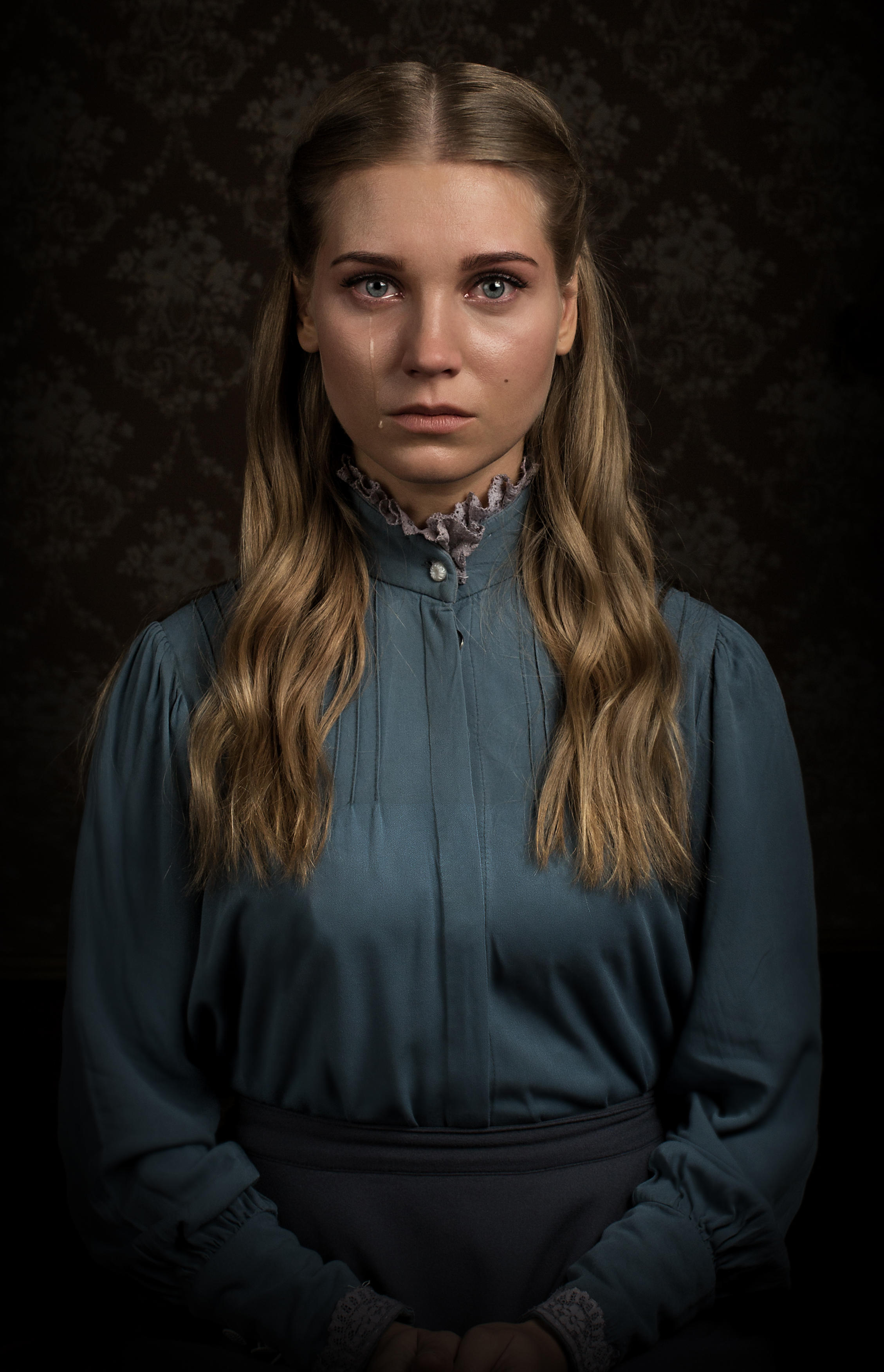 2258x3503   Интервью: Кристина Асмус о своей внешности, смелых экспериментах и о талантах дочери 