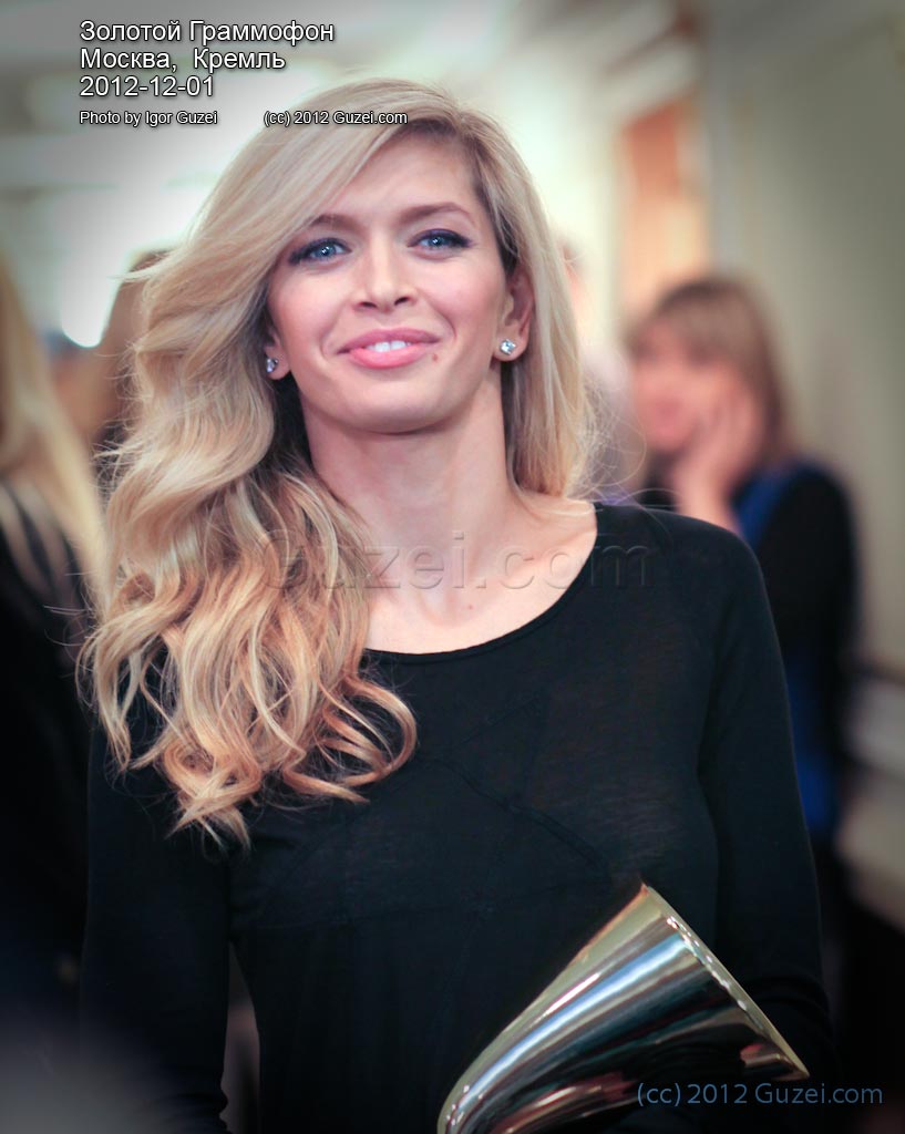 817x1024   Вера Брежнева 2012-12-01 20:39:06 