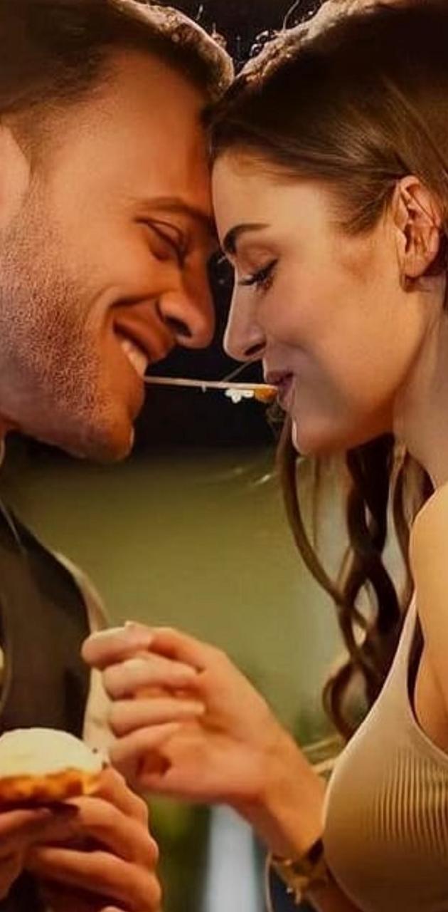 630x1280  480 вы стучите на моих дверных идеях в 2022 году | Сен-Чал Капими, EDA \ U0026Serkan, Турецкие актеры 