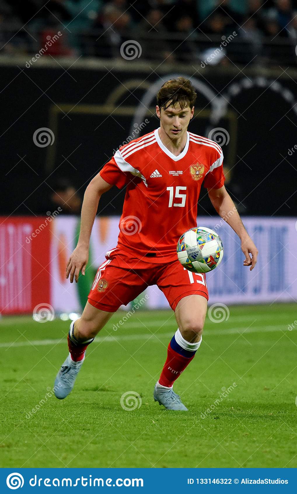 Алексей Миранчук обои на телефон