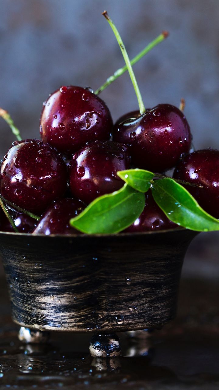 720x1280   720x1280 Вишня, фрукты, пресная вода, капли wallpaper | Фрукты Еда Вкусные фрукты 