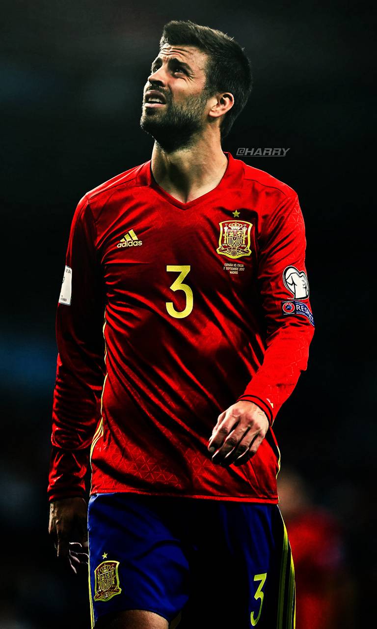 768x1280  gerard pique \ u0026 Лиозель Месси Барселона Лига чемпионов 2019 Изображения | Футбол Posters