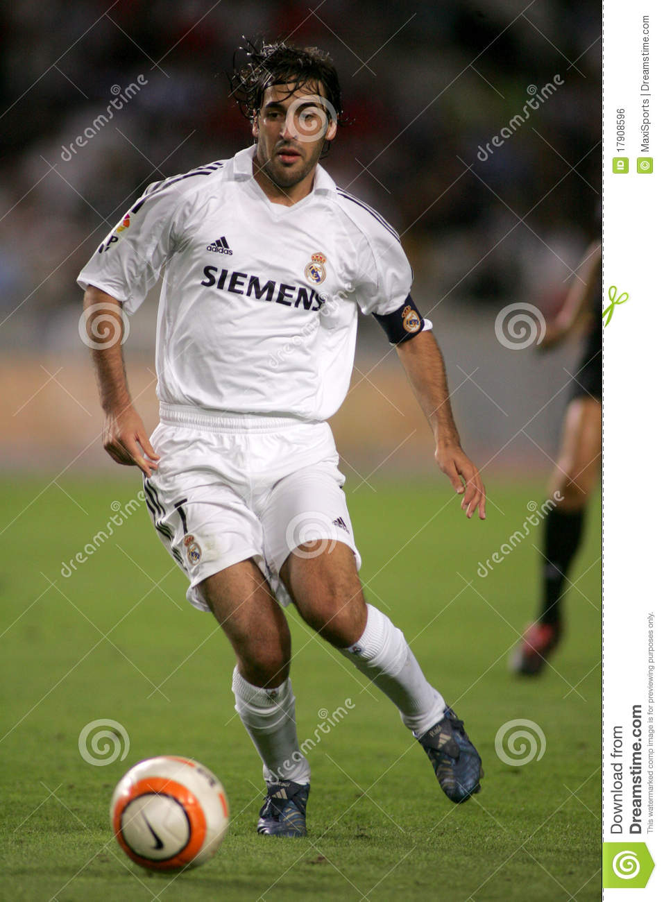 957x1300   Raúl González Blanco \ U0026 Друзья | Facebook