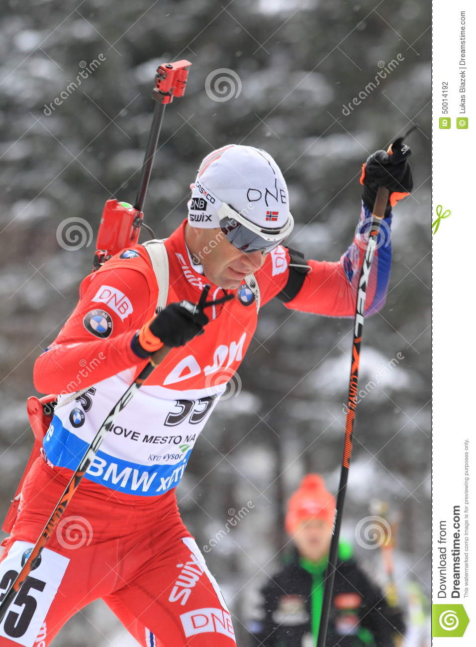 957x1300  _ole Einar Bjoerndalen of Norway и Michael Greis of Germany Compate ... Новости фото - Getty Images