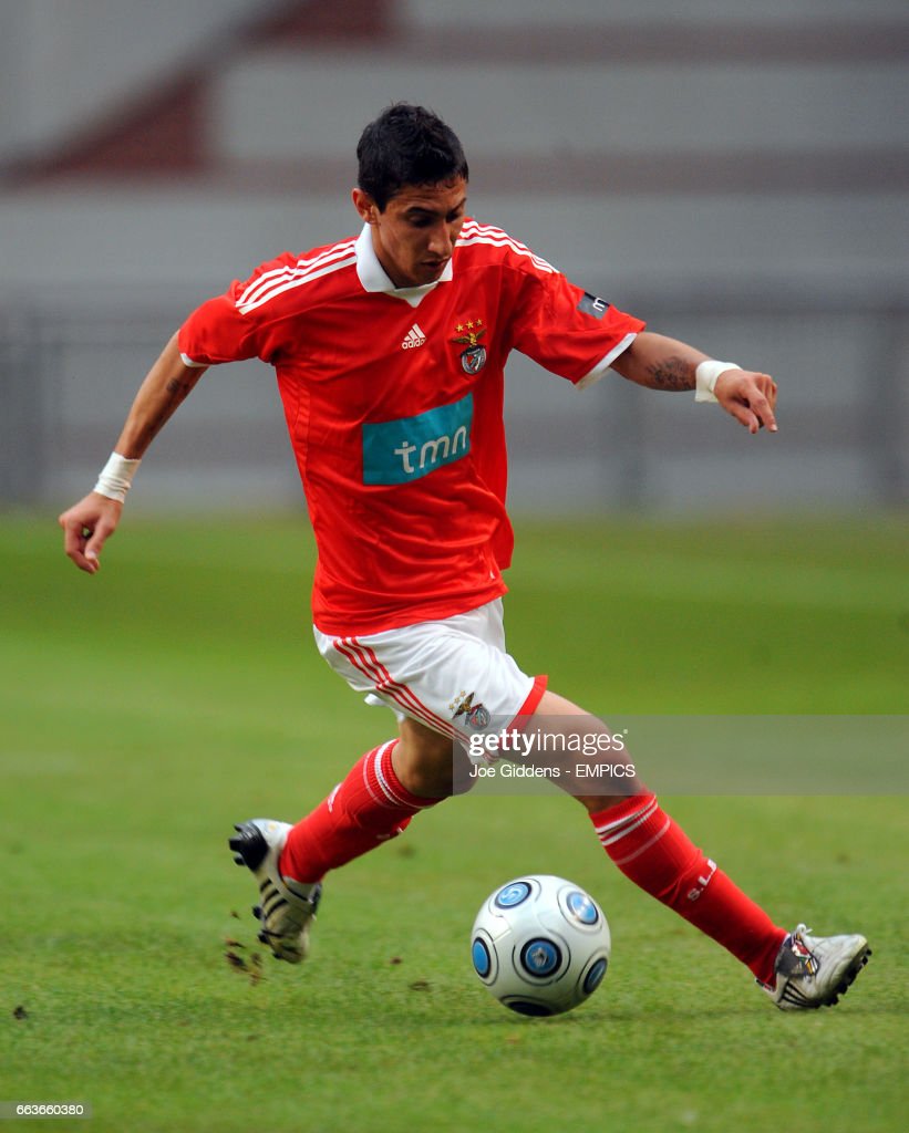 821x1024  Angel di Maria Lionel Messi Высокое разрешение stock photography И Images - Alamy