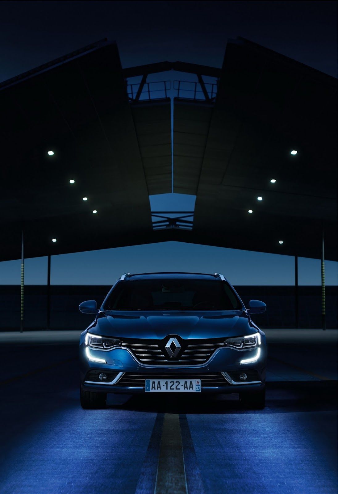 1095x1600 new Renault Talisman Estate подробно описано в 98 изображений | Carscoops |. Новый Renault, Новый автомобиль Фото, Renault