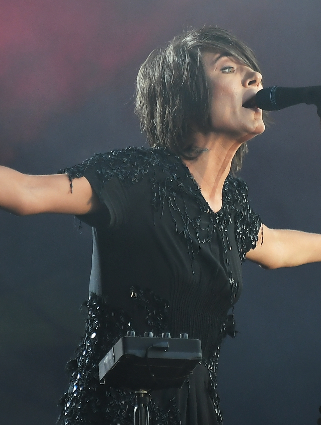 1280x1694   Намедни Земфира выступила с заявлением, что ковидная вот эта вот вся ситуация убила ее профессию - ТРИ шурупа 