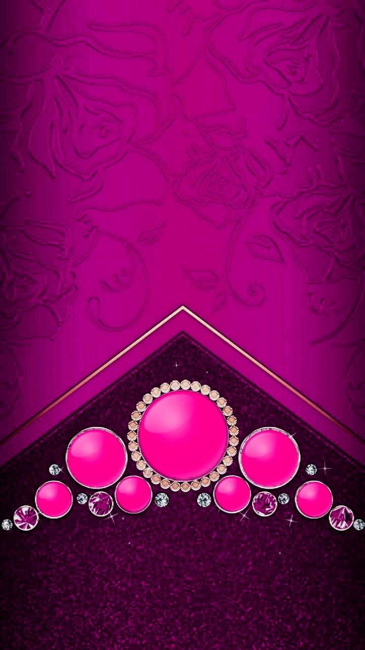 720x1280  Images Молодая женщина крест белый фон ювелирные изделия 3000x4020